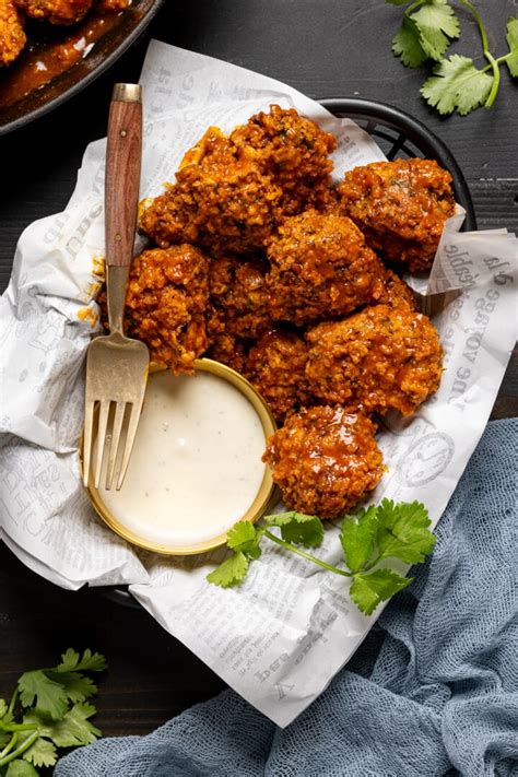 How does Buffalo Popcorn Chicken fit into your Daily Goals - calories, carbs, nutrition