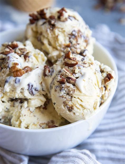 How does Butter Pecan Ice Cream fit into your Daily Goals - calories, carbs, nutrition