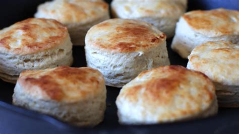 How does Buttermilk Biscuits - small fit into your Daily Goals - calories, carbs, nutrition