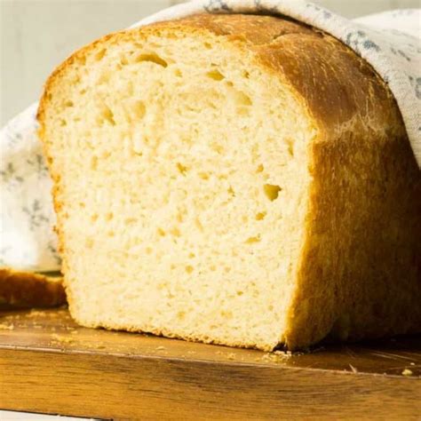 How does Buttermilk Bread fit into your Daily Goals - calories, carbs, nutrition