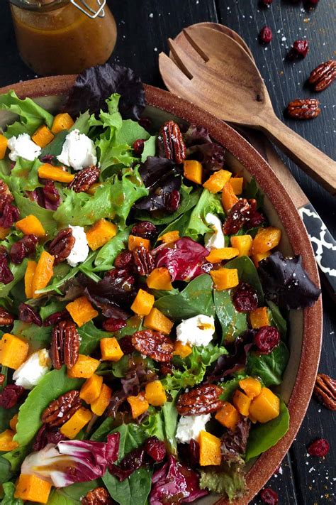 How does Butternut Squash Harvest Salad fit into your Daily Goals - calories, carbs, nutrition