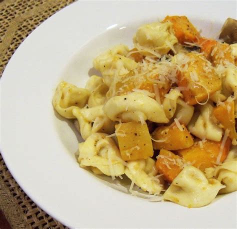 How does Butternut Squash Tortellini fit into your Daily Goals - calories, carbs, nutrition