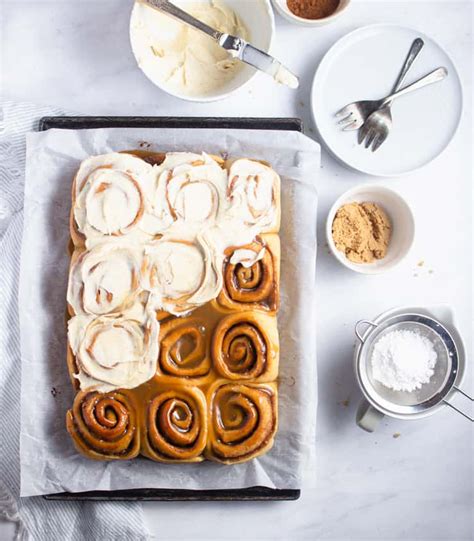 How does Butterscotch Cinnamon Roll, with Frosting fit into your Daily Goals - calories, carbs, nutrition