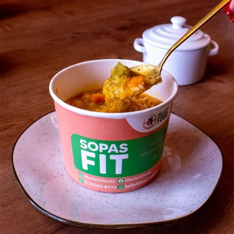 How does CANJA DE GALINHA fit into your Daily Goals - calories, carbs, nutrition