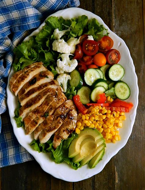 How does Cajun Chicken Salad fit into your Daily Goals - calories, carbs, nutrition