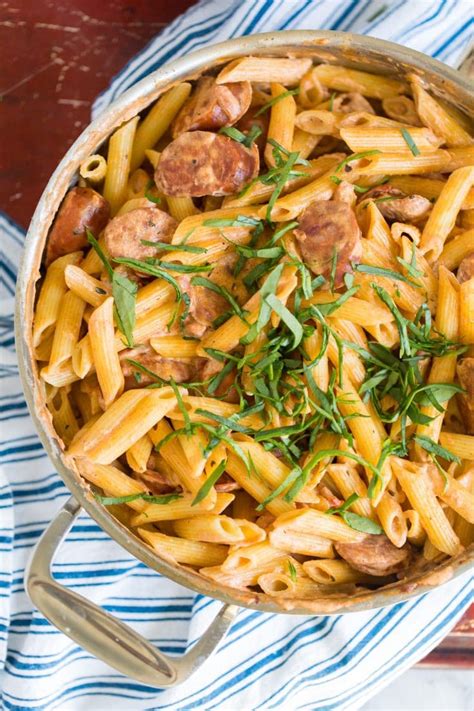 How does Cajun Penne and Andouille Sausage fit into your Daily Goals - calories, carbs, nutrition