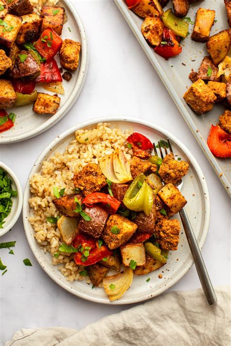 How does Cajun Tofu fit into your Daily Goals - calories, carbs, nutrition