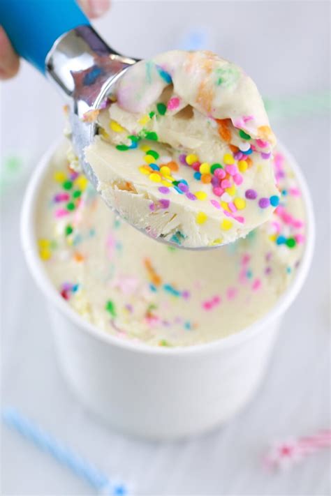 How does Cake Batter Yogurt fit into your Daily Goals - calories, carbs, nutrition