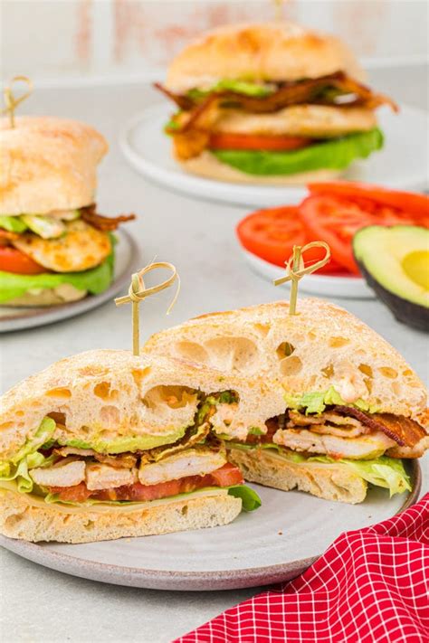 How does California Chicken Club fit into your Daily Goals - calories, carbs, nutrition