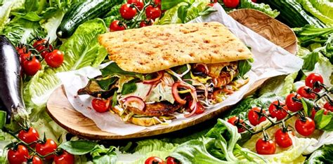 How does California Club on Focaccia fit into your Daily Goals - calories, carbs, nutrition