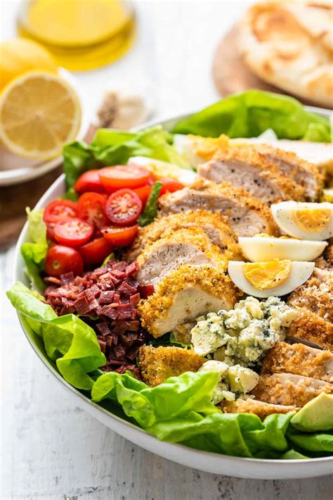 How does California Cobb Salad with Crispy Chicken fit into your Daily Goals - calories, carbs, nutrition