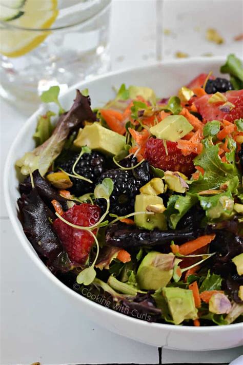 How does California Spa Salad with Almonds (34255.5) fit into your Daily Goals - calories, carbs, nutrition