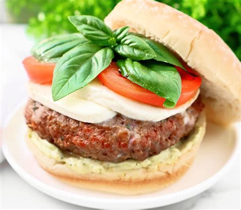 How does Caprese Garden Burger fit into your Daily Goals - calories, carbs, nutrition