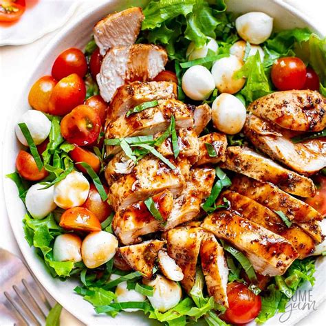 How does Caprese Salad with Chicken Breast fit into your Daily Goals - calories, carbs, nutrition