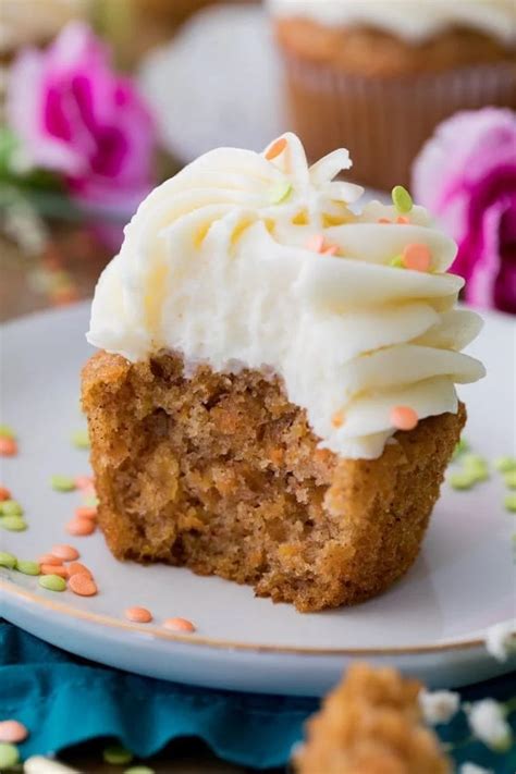 How does Carrot Cake Cupcakes fit into your Daily Goals - calories, carbs, nutrition