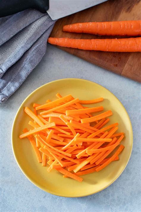 How does Carrots Marinated Julienne 1/8