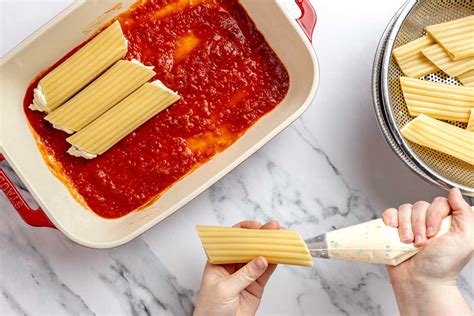 How does Casserette Cheese Manicotti Marinara fit into your Daily Goals - calories, carbs, nutrition