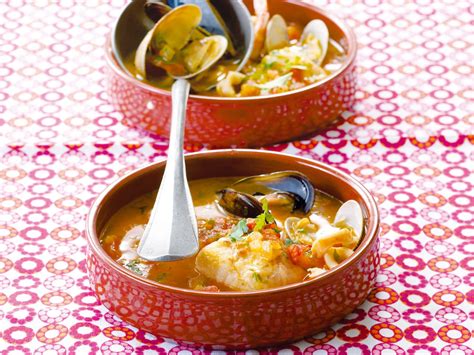How does Catalan Fish Stew fit into your Daily Goals - calories, carbs, nutrition