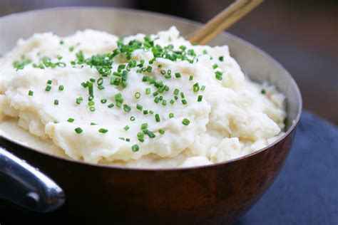 How does Celery Root Mashed 3 oz Spoodle fit into your Daily Goals - calories, carbs, nutrition