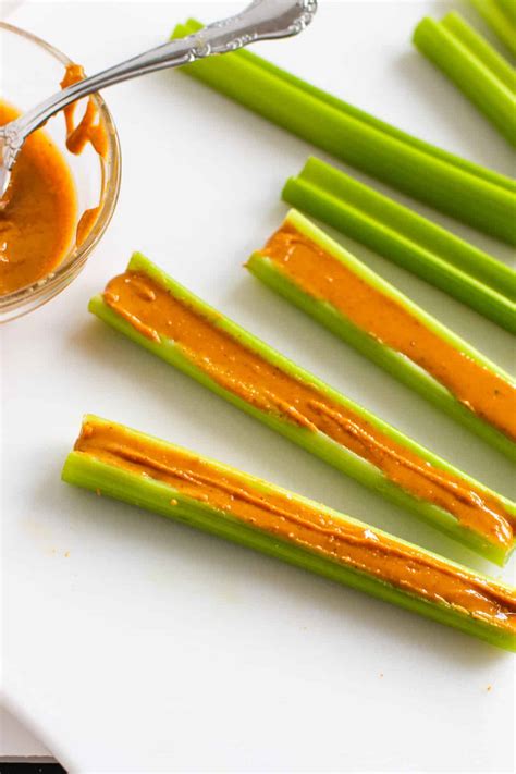 How does Celery Sticks with Peanut Butter-lg fit into your Daily Goals - calories, carbs, nutrition