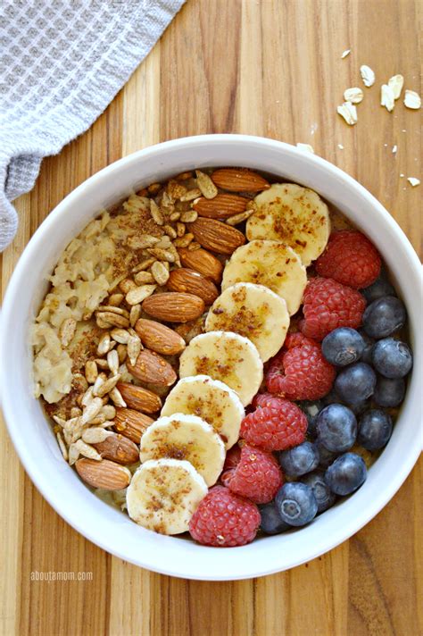 How does Cereal Oatmeal Bowl Four Fruit fit into your Daily Goals - calories, carbs, nutrition