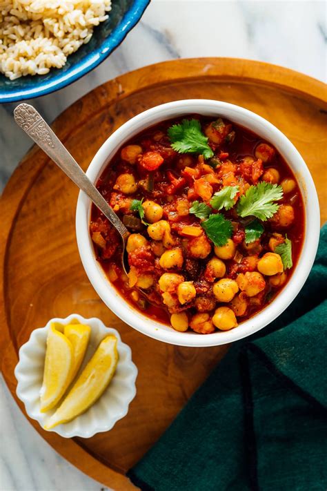 How does Chana Masala fit into your Daily Goals - calories, carbs, nutrition