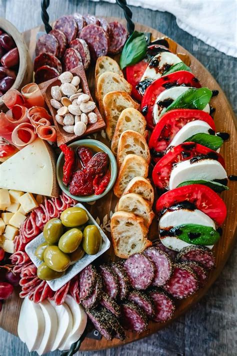 How does Charcuterie Plate fit into your Daily Goals - calories, carbs, nutrition