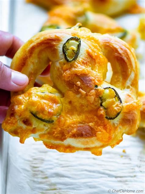 How does Cheddar Cheese Pretzels fit into your Daily Goals - calories, carbs, nutrition