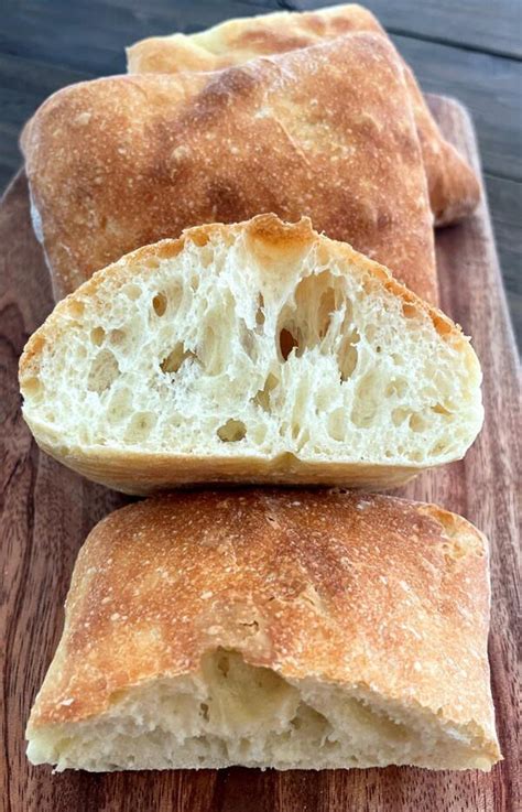 How does Cheddar Ciabatta fit into your Daily Goals - calories, carbs, nutrition