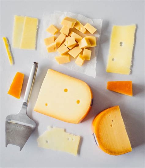 How does Cheese, Grilled Gouda (Bostwick) fit into your Daily Goals - calories, carbs, nutrition