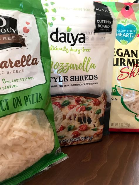 How does Cheese, Mozzarella, Shredded fit into your Daily Goals - calories, carbs, nutrition