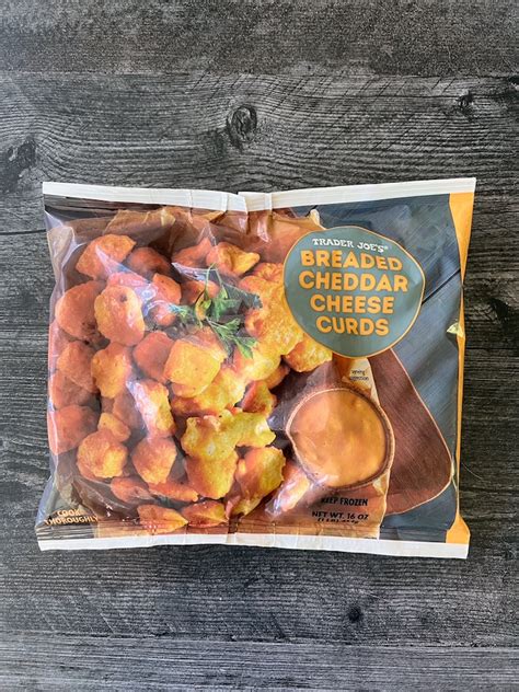 How does Cheese Curds fit into your Daily Goals - calories, carbs, nutrition