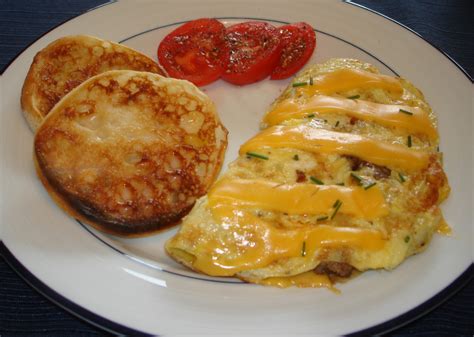 How does Cheese Omelet Bar fit into your Daily Goals - calories, carbs, nutrition