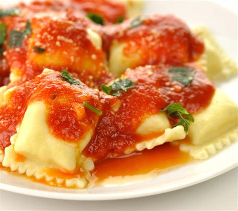 How does Cheese Ravioli, with Sauce fit into your Daily Goals - calories, carbs, nutrition