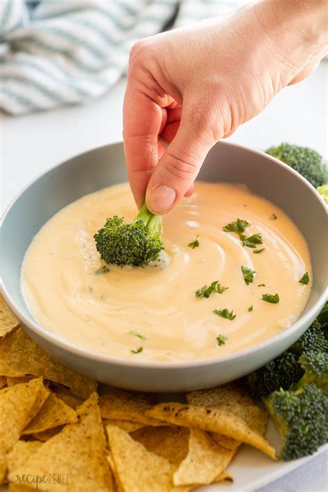 How does Cheese Sauce, Creamy fit into your Daily Goals - calories, carbs, nutrition