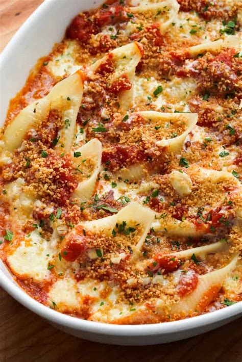 How does Cheese Stuffed Shells with sauce fit into your Daily Goals - calories, carbs, nutrition