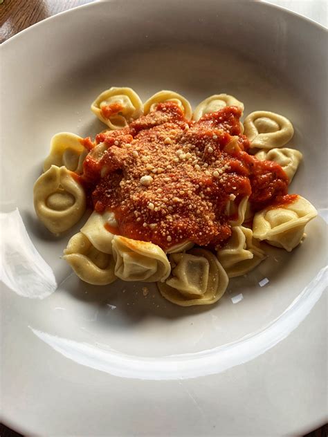 How does Cheese Tortellini with Marinara Steamed Broccolini fit into your Daily Goals - calories, carbs, nutrition