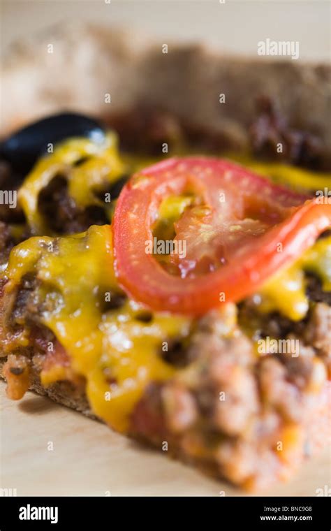 How does Cheeseburger Pizza Wheat Crust fit into your Daily Goals - calories, carbs, nutrition