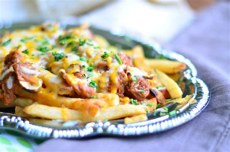 How does Cheesy BBQ Pulled Pork Fries fit into your Daily Goals - calories, carbs, nutrition