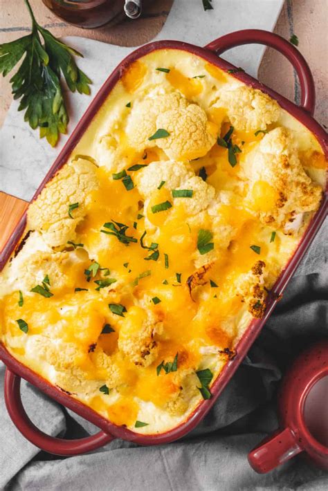 How does Cheesy Baked Cauliflower Chowder fit into your Daily Goals - calories, carbs, nutrition