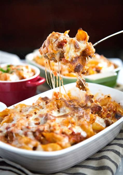 How does Cheesy Baked Pasta fit into your Daily Goals - calories, carbs, nutrition