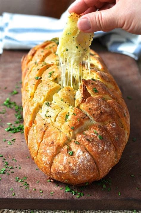 How does Cheesy Bread fit into your Daily Goals - calories, carbs, nutrition