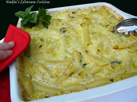 How does Cheesy Spinach Baked Penne fit into your Daily Goals - calories, carbs, nutrition