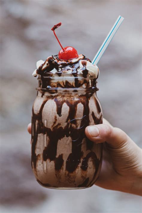 How does Cherry Chocolate Shake fit into your Daily Goals - calories, carbs, nutrition