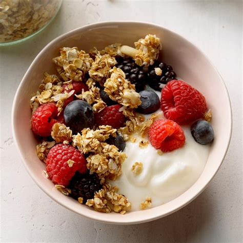 How does Cherry Crumble Granola fit into your Daily Goals - calories, carbs, nutrition