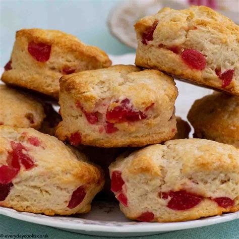 How does Cherry Scones fit into your Daily Goals - calories, carbs, nutrition