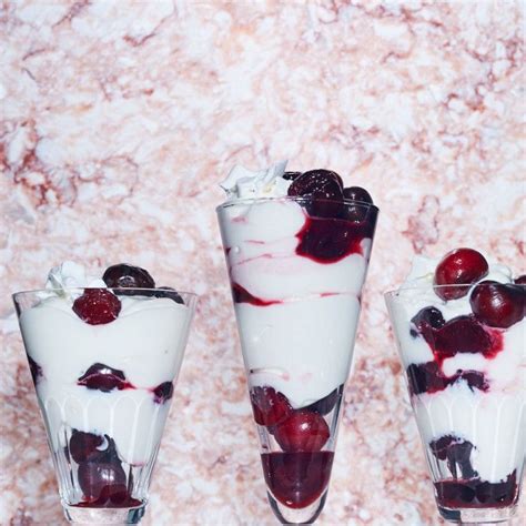 How does Cherry-Lemon Parfait fit into your Daily Goals - calories, carbs, nutrition