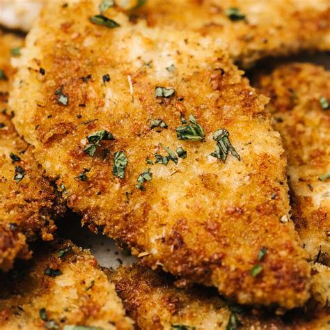 How does Chicken Breast 4 oz Baked Parmesan fit into your Daily Goals - calories, carbs, nutrition