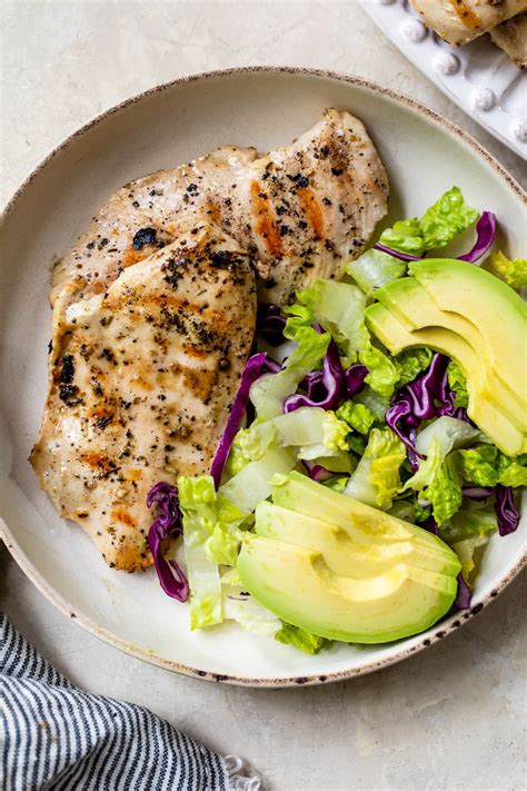 How does Chicken Breast 5 oz Grilled Chipotle & Orange Sweet Pot & Broc fit into your Daily Goals - calories, carbs, nutrition