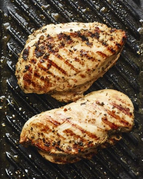 How does Chicken Breast Rndm Grilled Apple Cider 3 oz fit into your Daily Goals - calories, carbs, nutrition